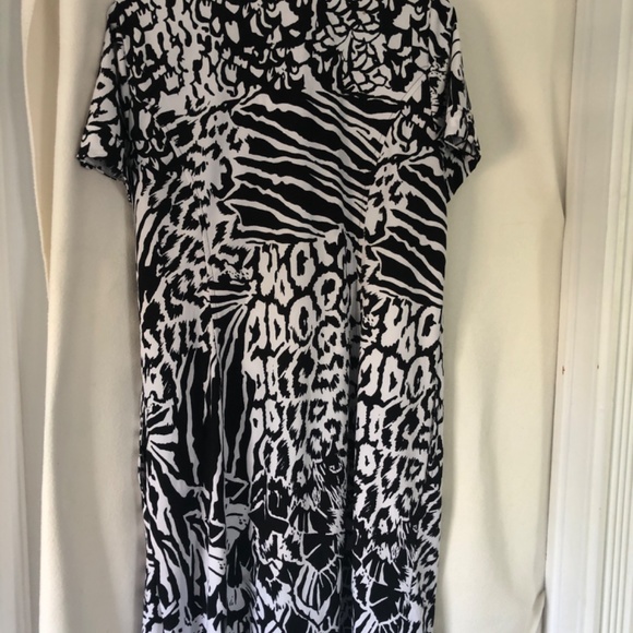 Chicos Zenergy black and white print dress - Picture 3 of 4